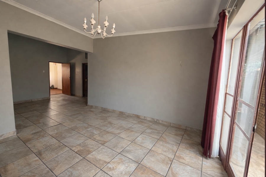 4 Bedroom Property for Sale in Miederpark North West